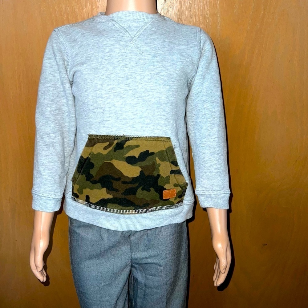 FOR All Mankind toddler boy’s sweatshirt with camo accented pocket.